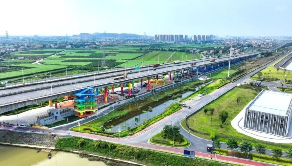 E策略平台 桥底换新装！“多彩高新沙·缤纷里”项目建成｜全运看南沙